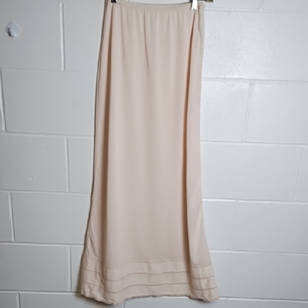 Nude Slip Cut at Bottom lace to Shorten to your length - Picture 9 of 9